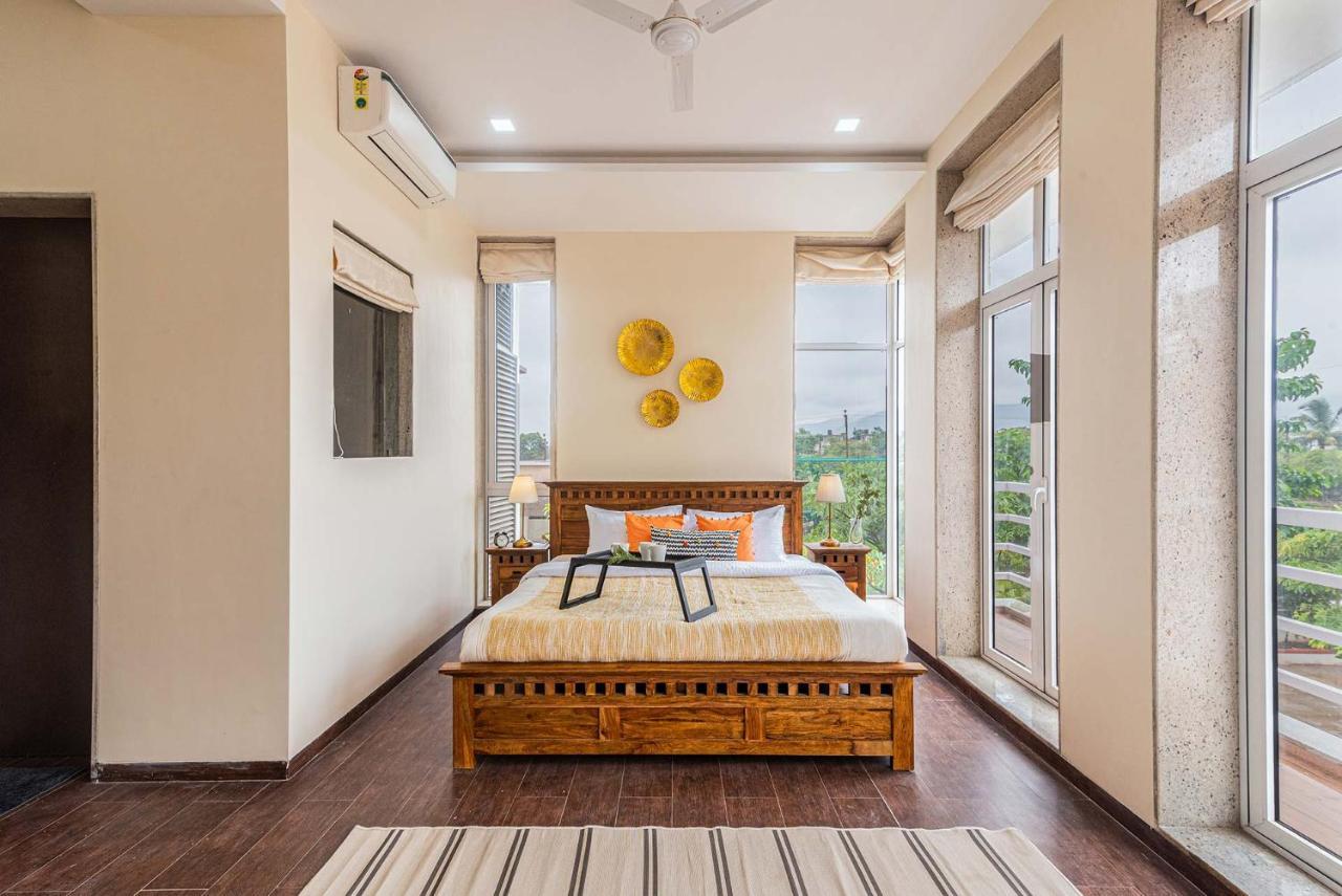 Sierra Skies By Stayvista - A Mountain-View Villa Featuring A Rooftop Swimming Pool, Jacuzzi, Turf, And A Gym For An Elevated Stay Lonavala Εξωτερικό φωτογραφία
