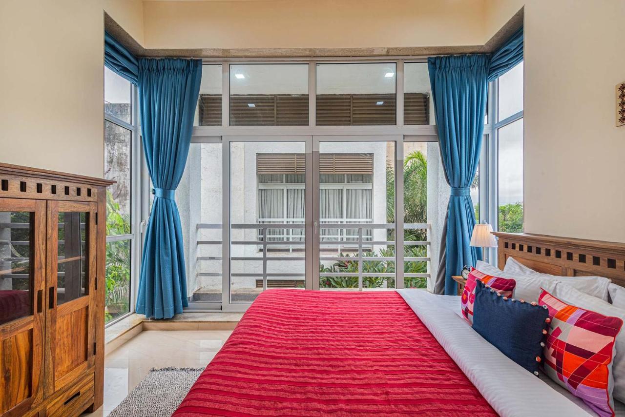 Sierra Skies By Stayvista - A Mountain-View Villa Featuring A Rooftop Swimming Pool, Jacuzzi, Turf, And A Gym For An Elevated Stay Lonavala Εξωτερικό φωτογραφία
